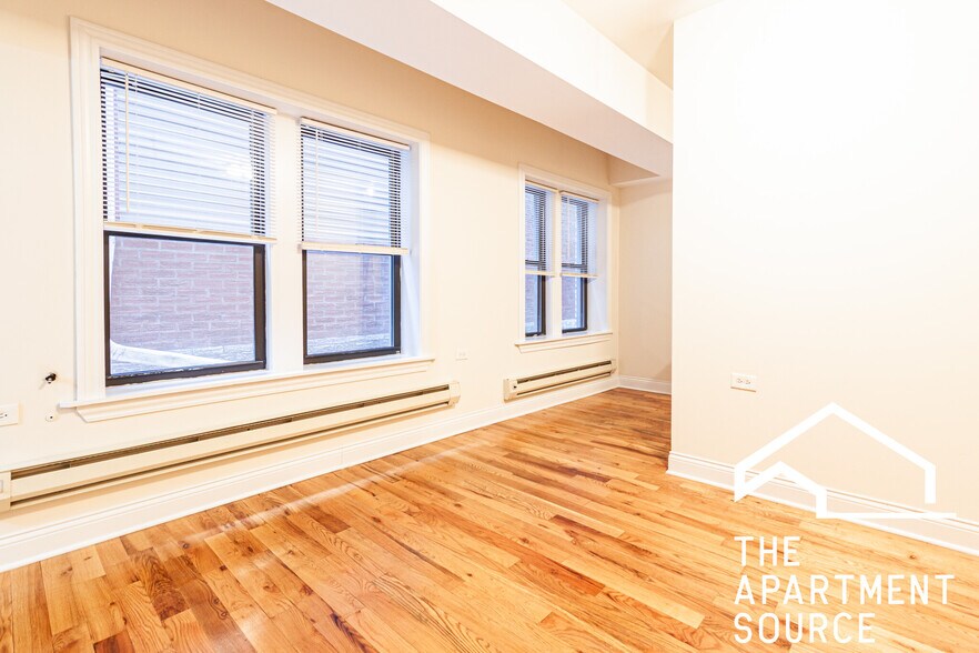 Building Photo - 2844 N Orchard St