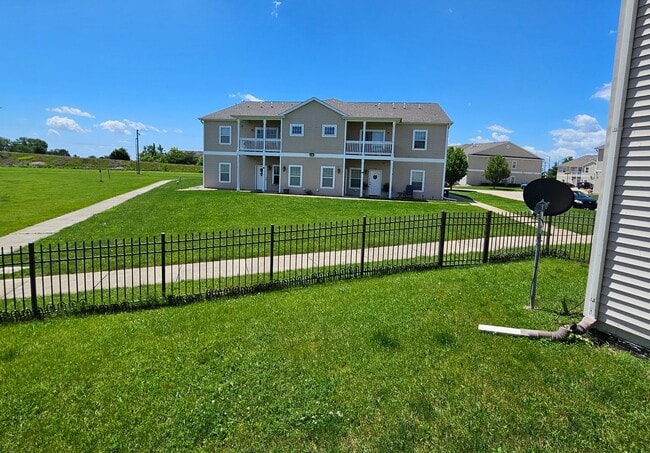 Building Photo - 3 Bed with finished basement