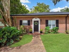 Building Photo - 2225 Paul Russell Cir