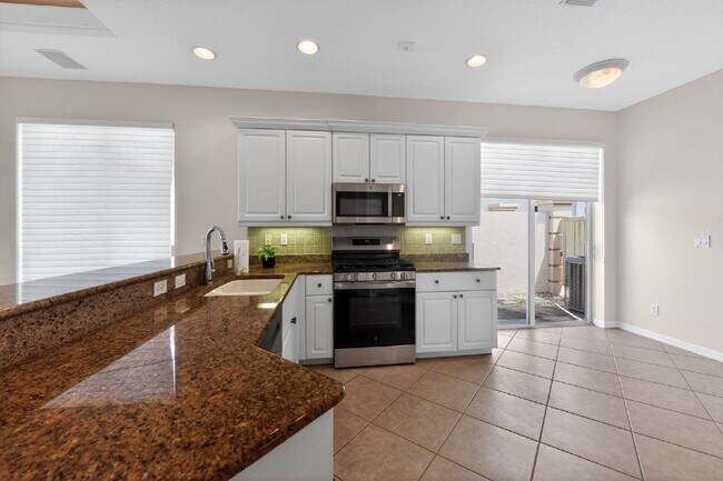 Building Photo - 118 Padova Way