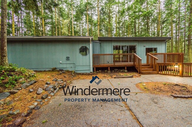 Building Photo - Private 2 bed 2 bath home