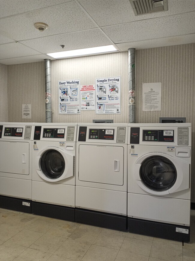 Building Photo - 15 Mount St Mary's Way