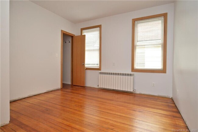 Building Photo - 361 Gregory St
