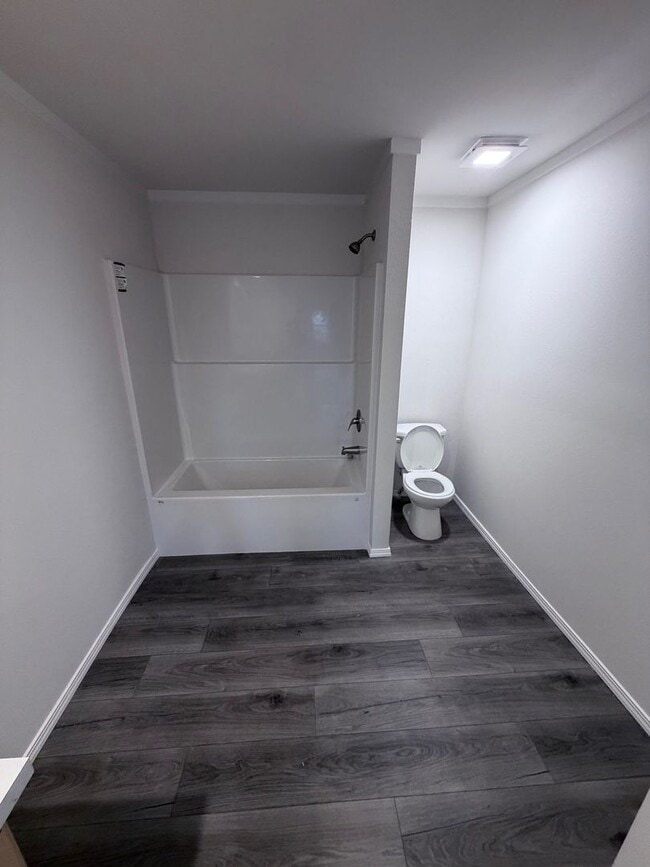 Building Photo - New 3 bedroom 2 bathrooms House on the outskirts of Stayton