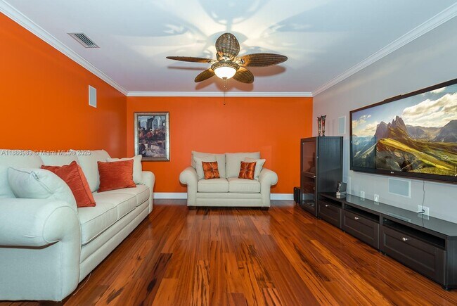 Building Photo - 3501 N Ocean Dr