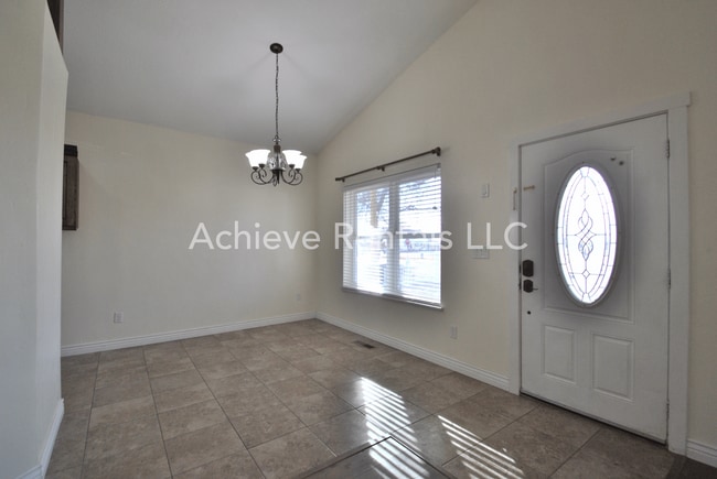 Building Photo - 47 S 2nd E