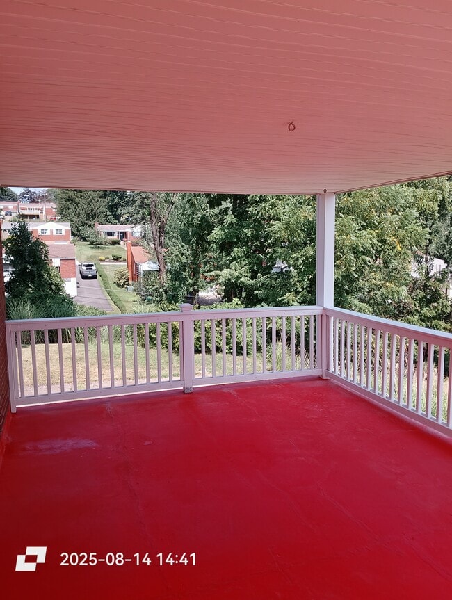 Building Photo - 5115 Daube Dr