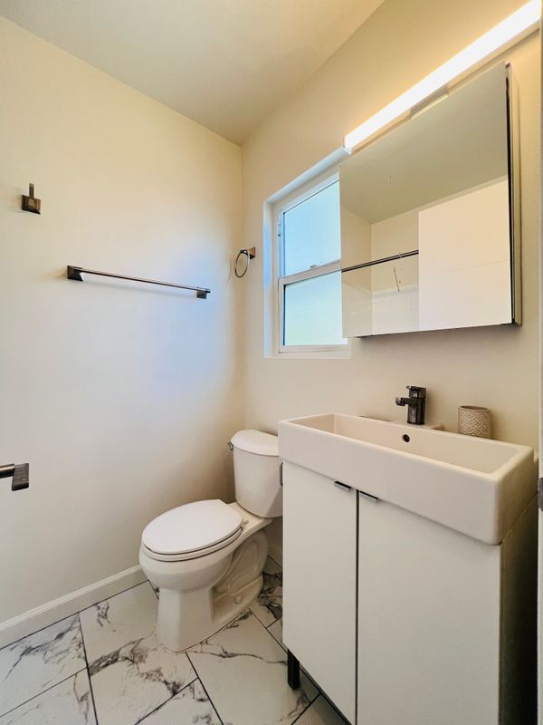 Building Photo - 5525 Harold Way