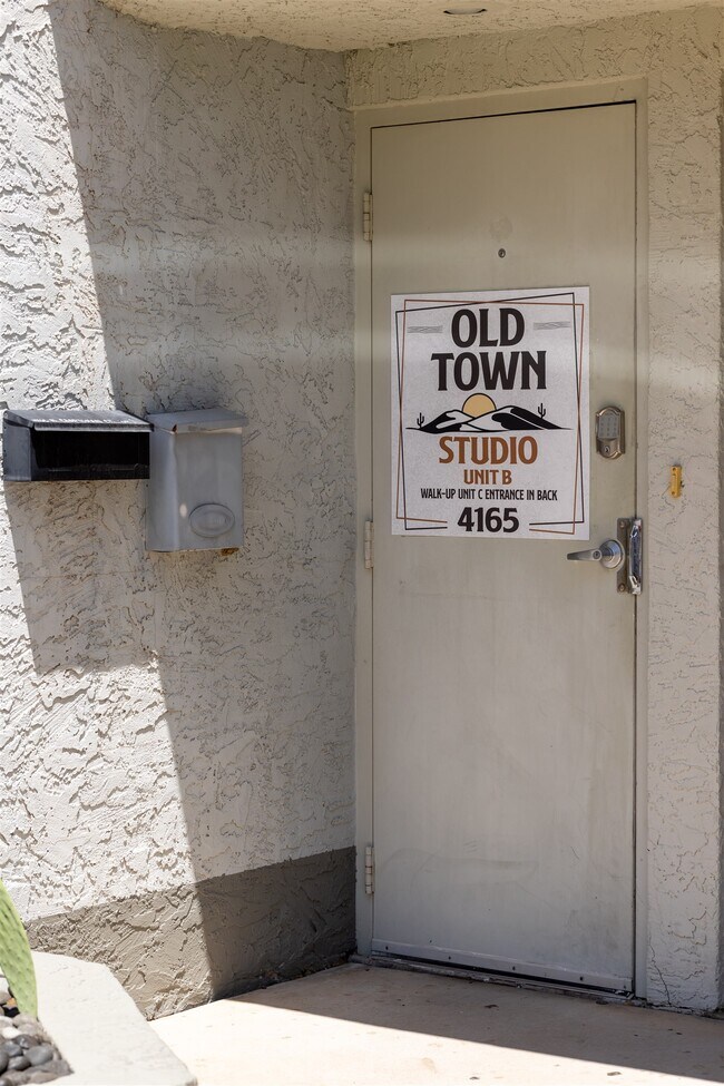 Building Photo - 4165 N Craftsman Ct