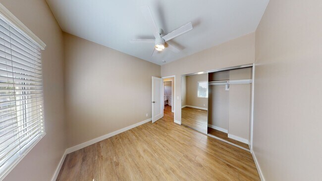 Building Photo - 4BD house on Montezuma, Private Yard and Driveway! (Lease out, pending signatures. Check back in ...