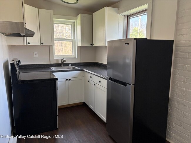 Building Photo - 103-105-105 Flatbush Camp Rd