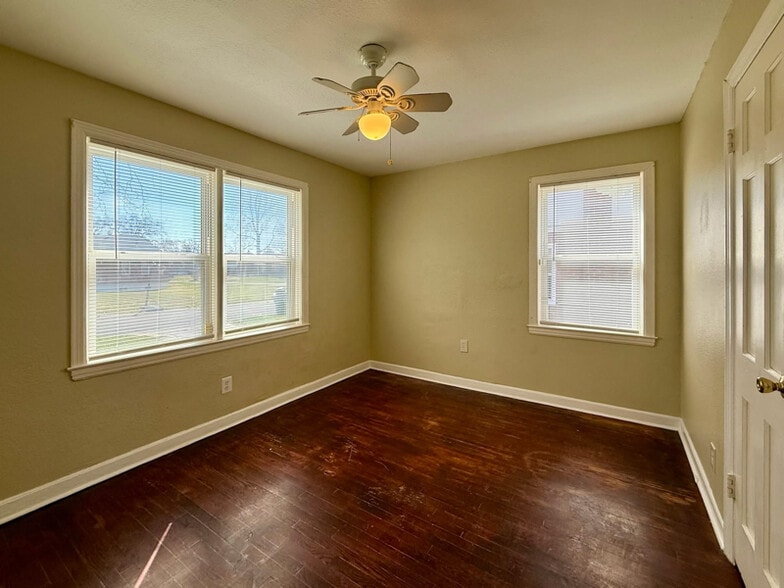 Building Photo - 7259 Teal Ave