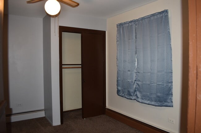 Building Photo - 8435 S 81st Ave