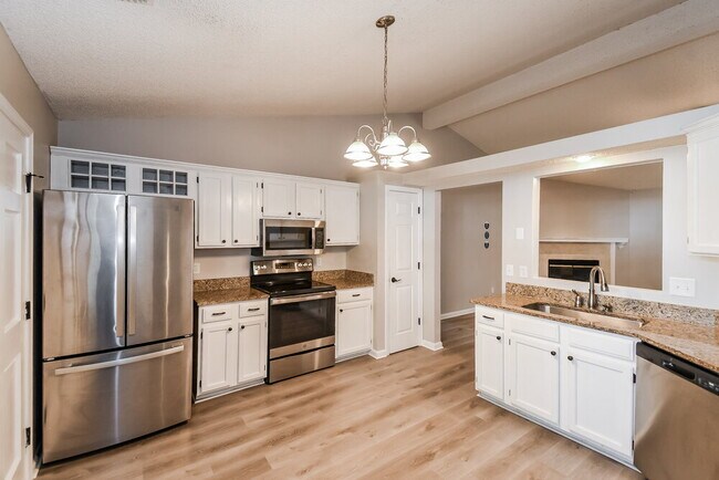 Building Photo - 4560 Arch Creek Dr S