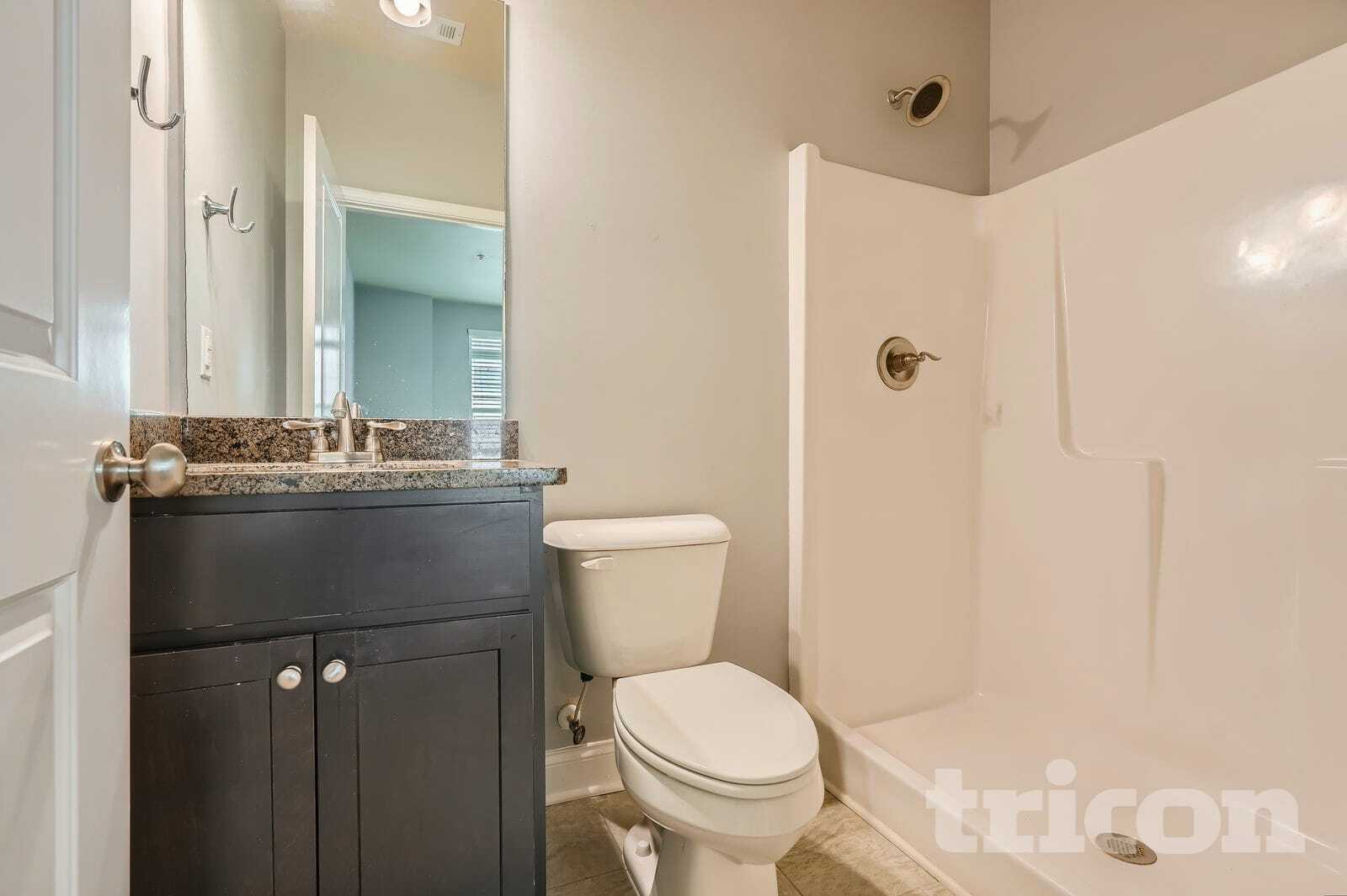 Building Photo - 616 Luckett Ct