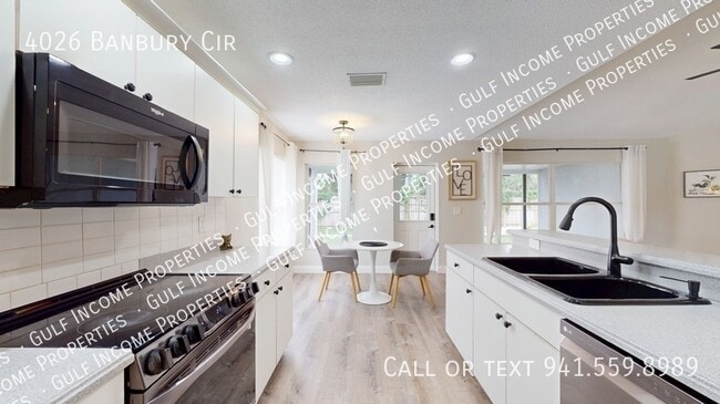 Building Photo - 4026 Banbury Cir