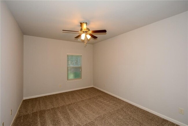 Building Photo - 617 Mimosa Way