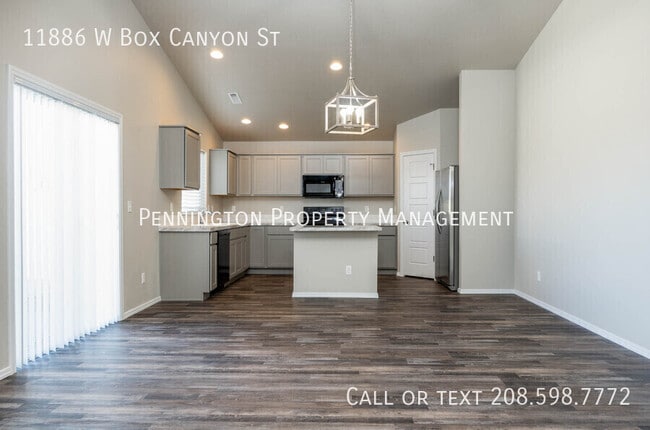 Building Photo - 11886 W Box Canyon St-