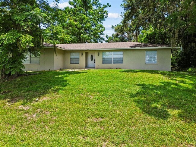 Building Photo - 400 E Silver Star Rd
