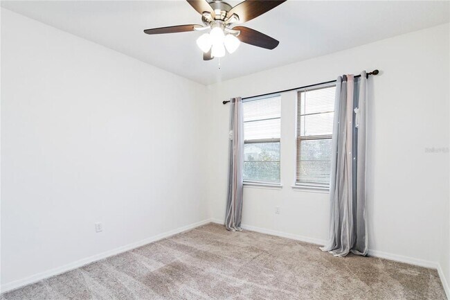 Building Photo - 10466 Siddington Dr