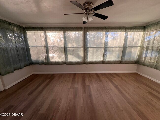 Building Photo - 4518 Alder Dr