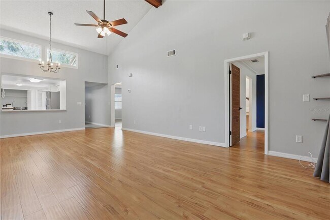 Building Photo - 449 Meadowood Blvd