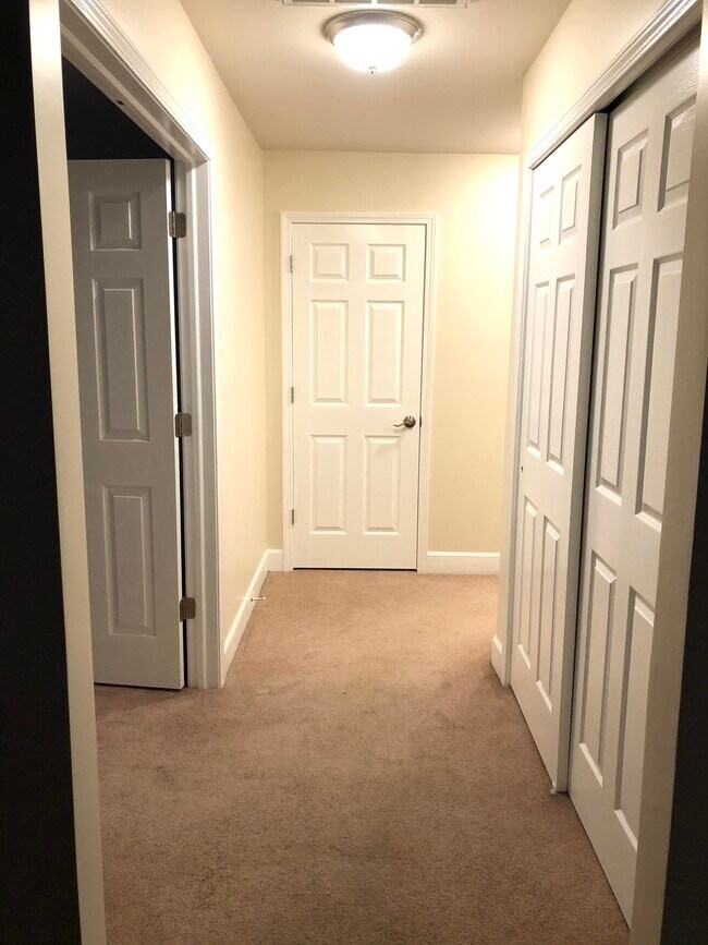 Building Photo - 14 Dyer Switch Rd