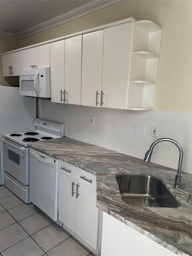 Building Photo - 315 Branard St