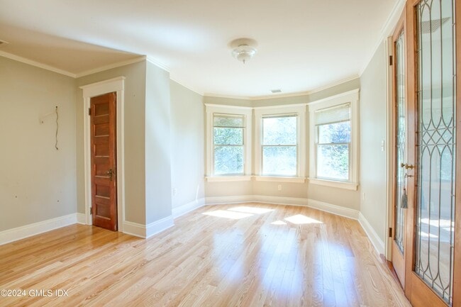 Building Photo - 27 Kirby St