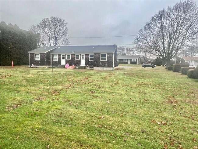 Building Photo - 19 Ethel Dr