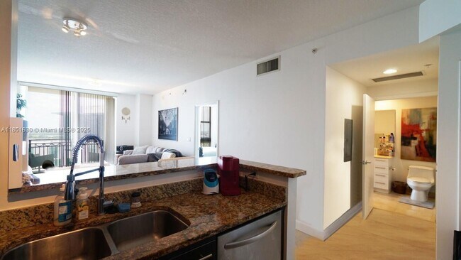Building Photo - 550 Okeechobee Blvd