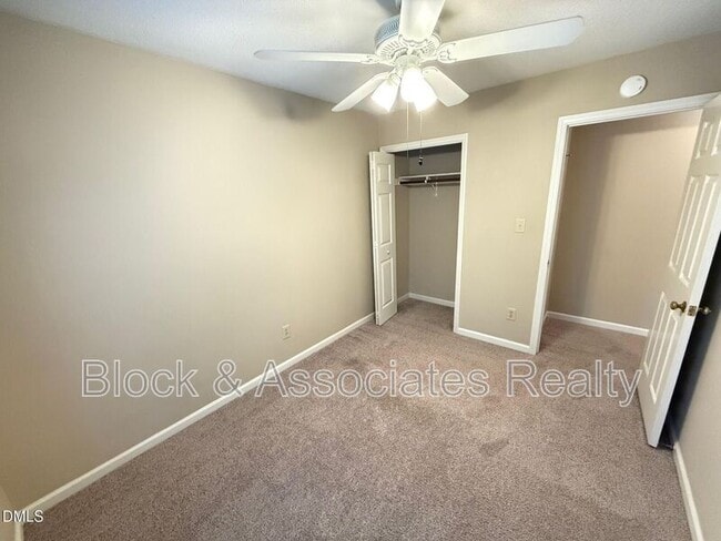 Building Photo - 120 Greenmont Ln