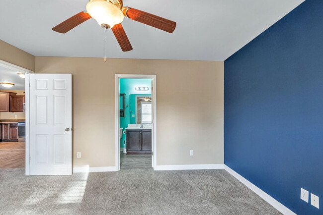 Building Photo - 168 Pine Hollow Rd