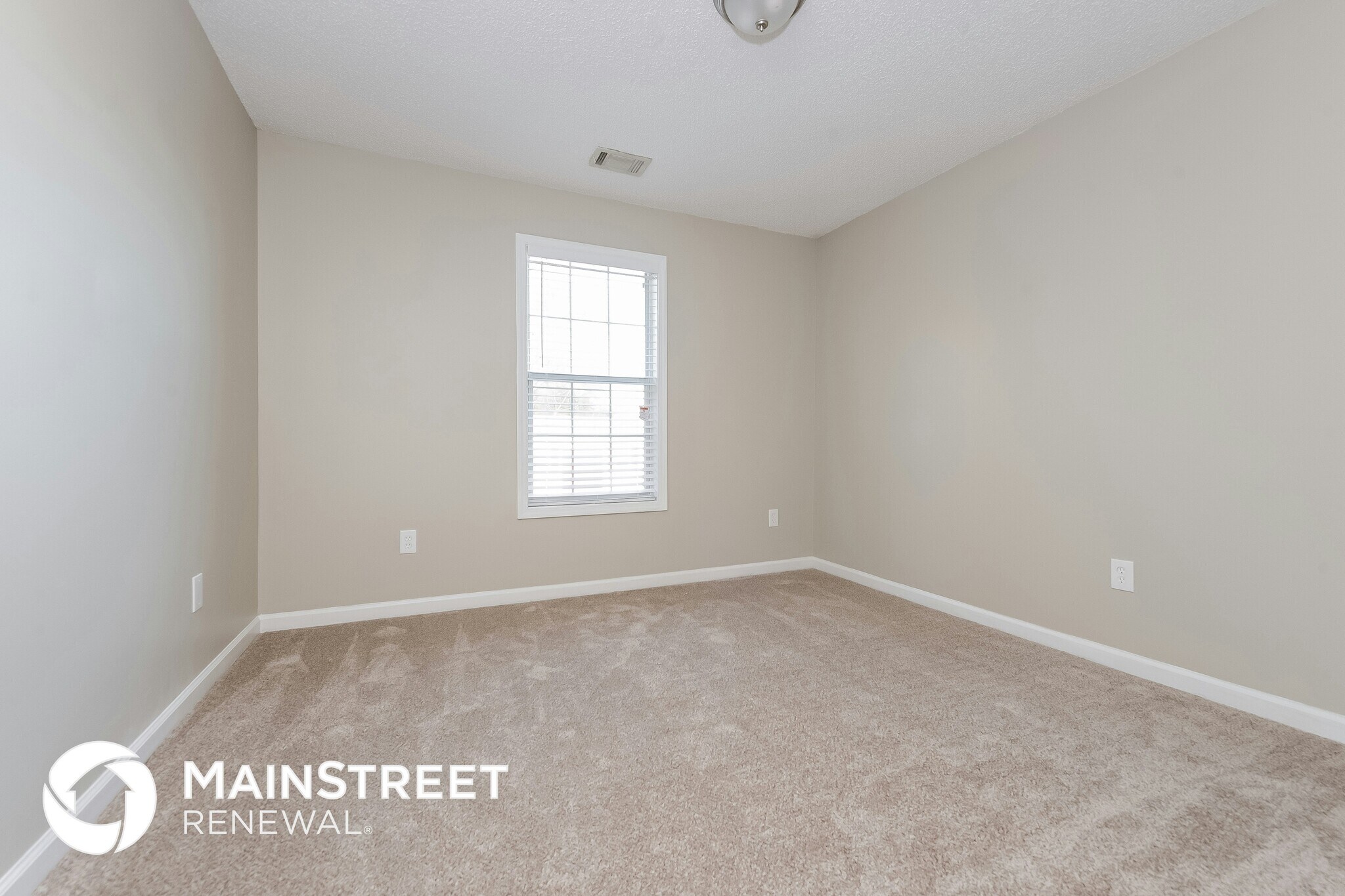 Building Photo - 1005 Maria Dr