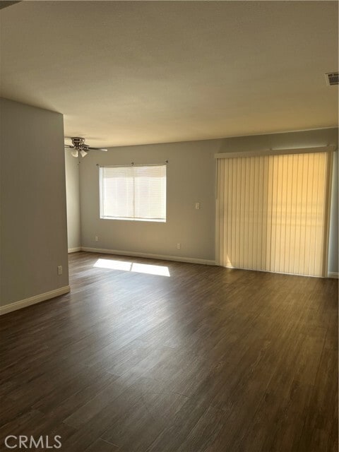 Building Photo - 589 Solano Dr