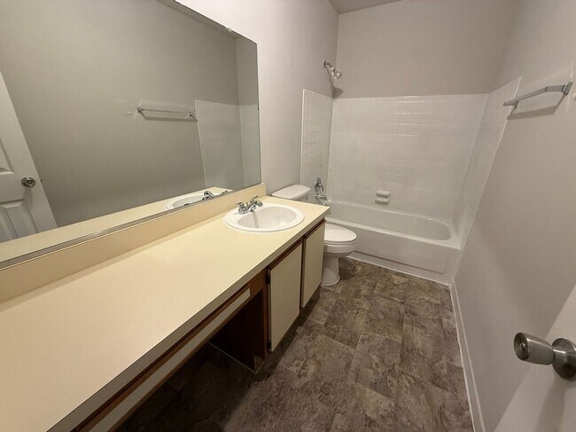 Building Photo - 4419 S Semoran Blvd