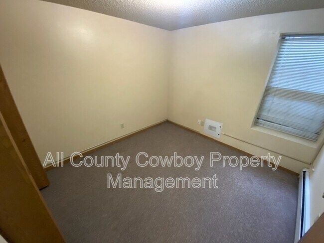 Building Photo - 3322 Joanna Brunner St