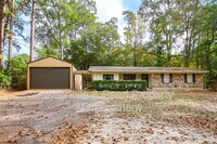 Building Photo - 207 Westwood Pl