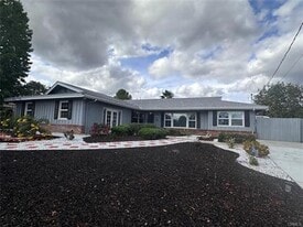 Building Photo - 31156 Danelaw Ave