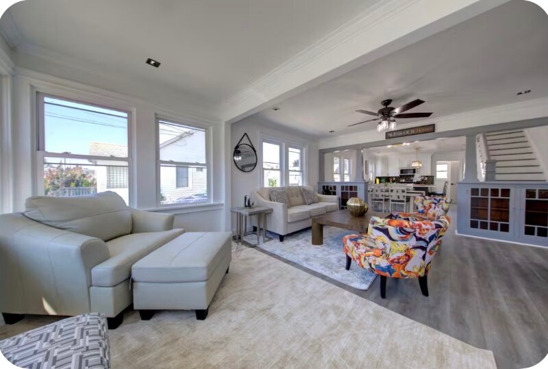 Building Photo - 14 Roosevelt Ave