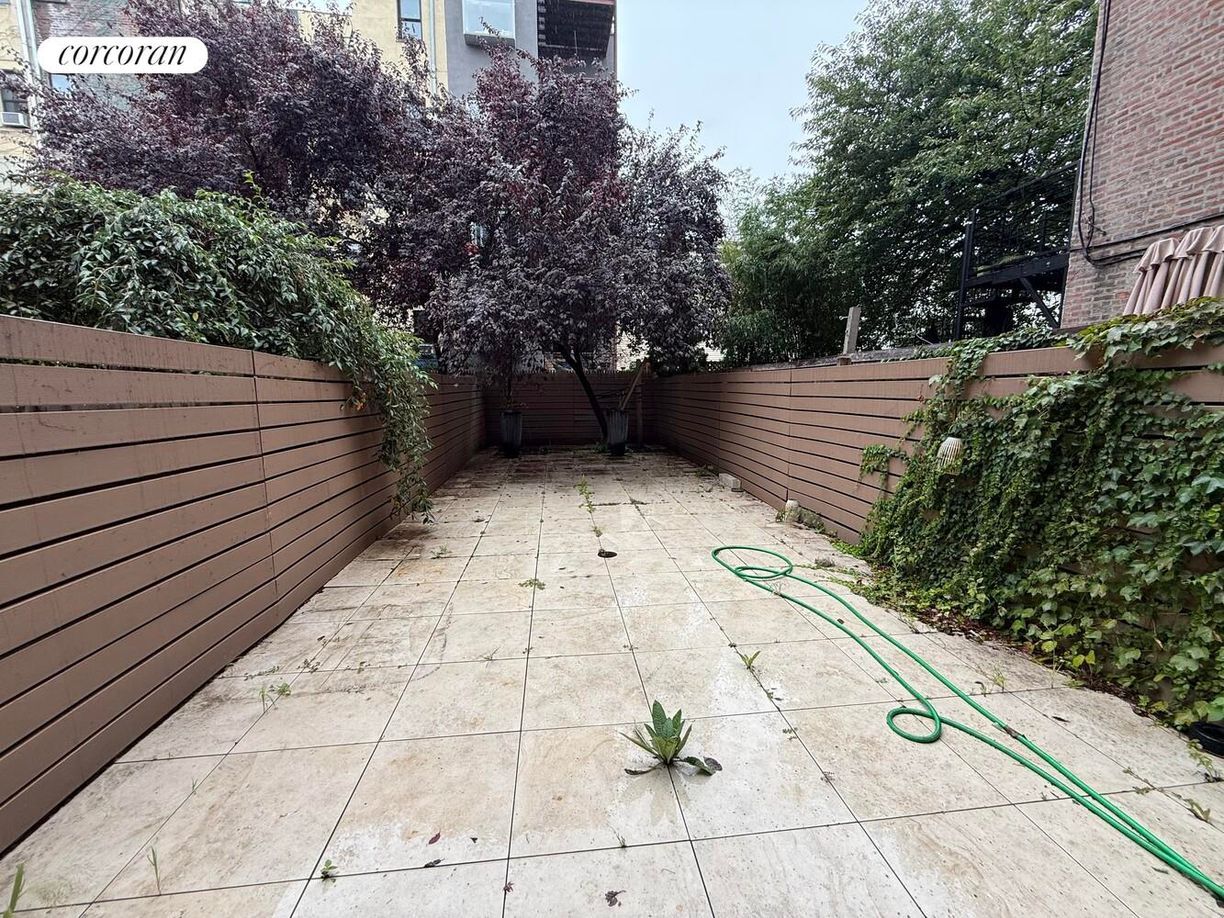 Building Photo - 112 W 118th St