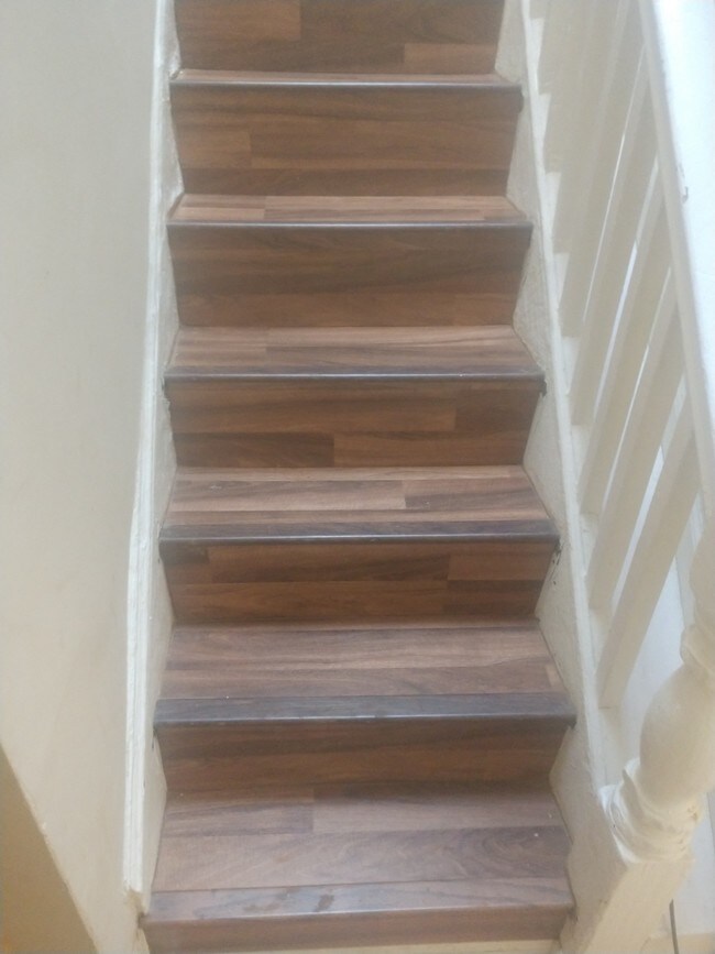 Stairs - 402 E Lorraine Ave