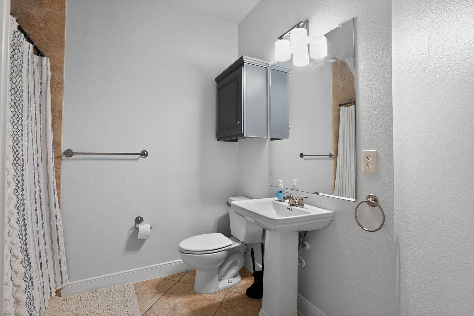 Building Photo - 3705 Whisper Walk