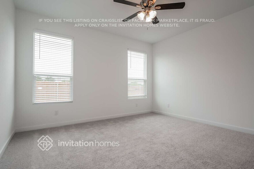 Building Photo - 345 Sedalia Trl