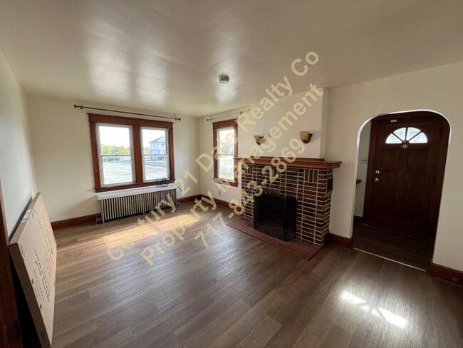 Building Photo - 3 BR Cape Cod in Eastern School District R...