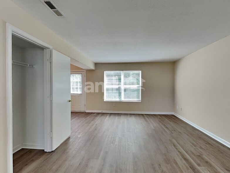 Building Photo - 4007 Steelewater Way