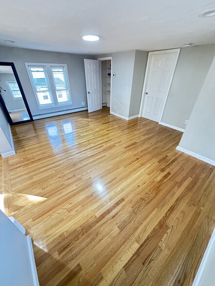 Living Room - 7 Race St