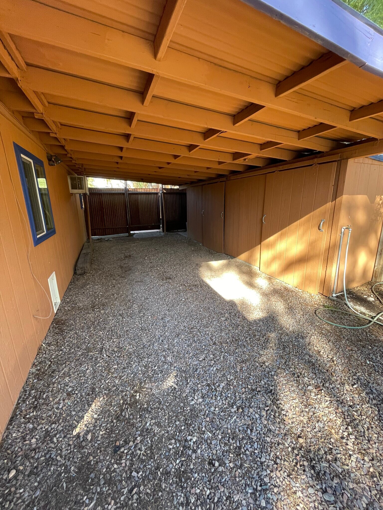 Building Photo - 313 E Calle Arizona