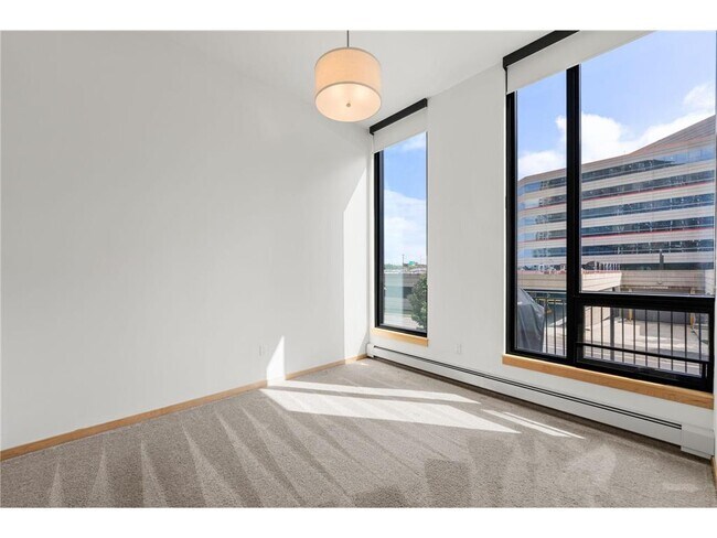 Building Photo - 1240 S 2nd St