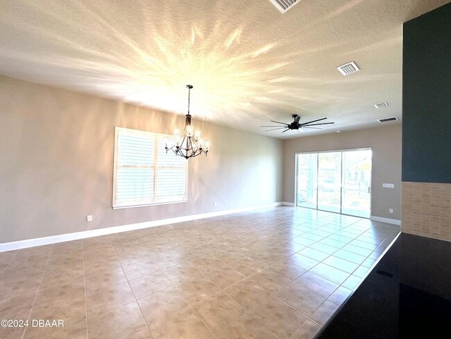 Building Photo - 6326 Hanfield Dr